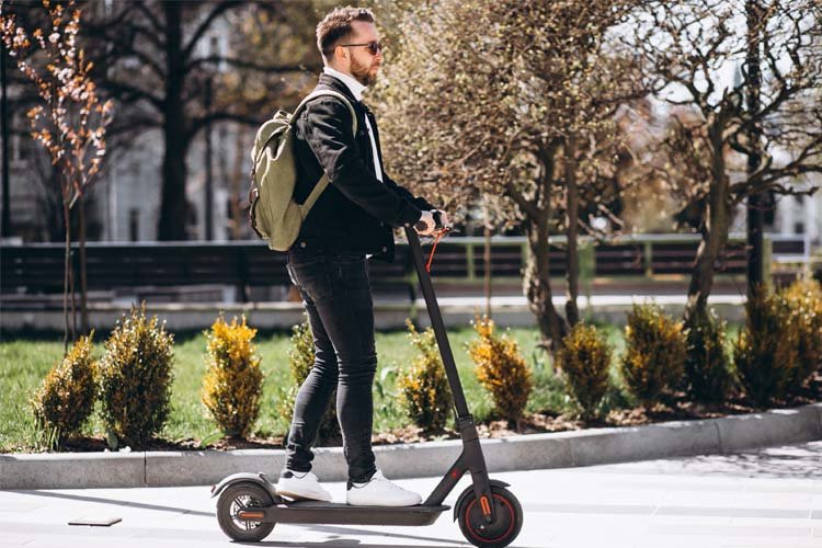 Pattanj elektromos rollerre most akciósan!