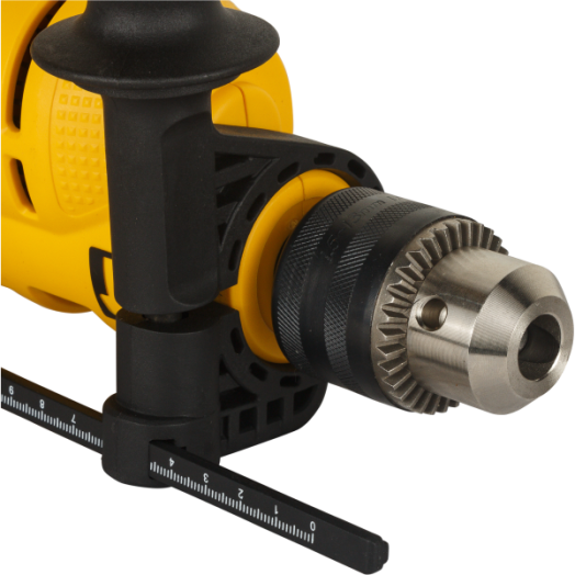 DEWALT ÜTVEFÚRÓ 701W
