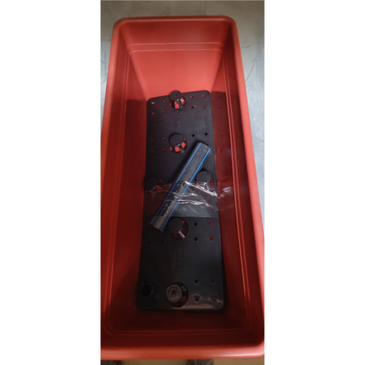 TERRACOTTA MIAMI ÖNTÖZŐS BALKONLÁDA 60 CM