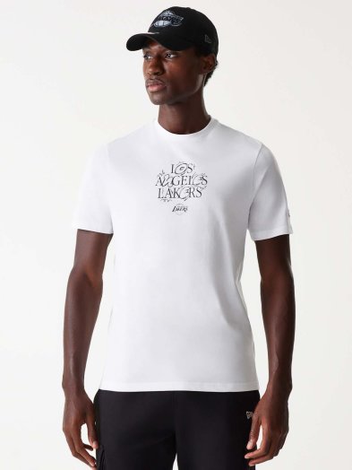 NBA COURT GRAPHIC REG TEE