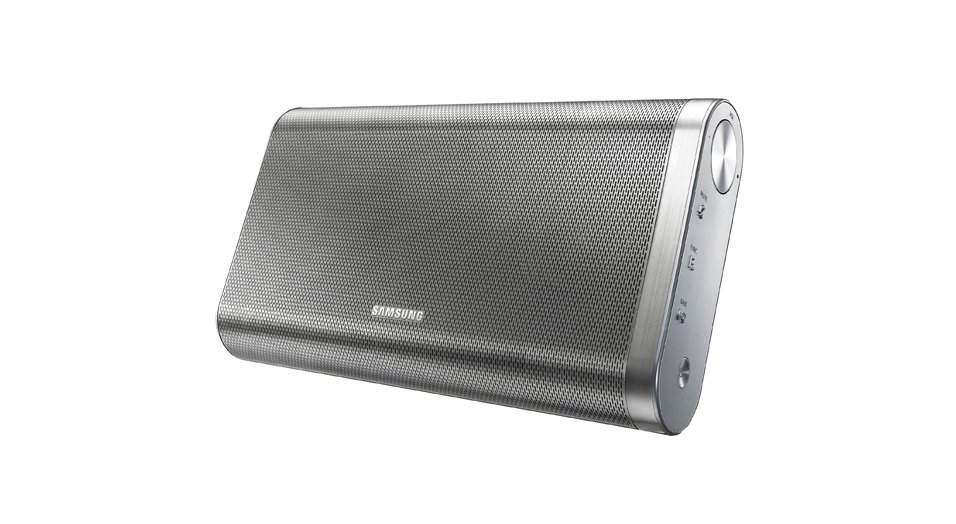 DA-F61 Bluetooth zenelejátszó