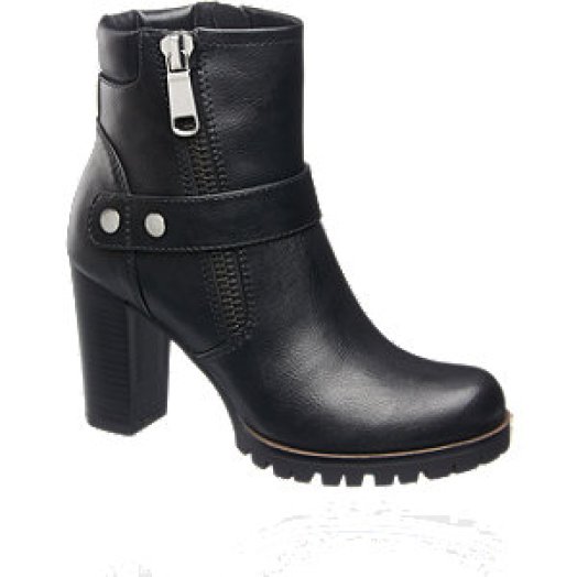 Chunky boot
