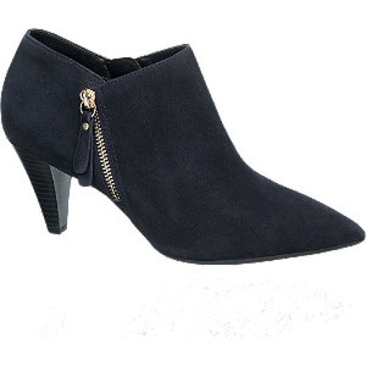 Magasan szabott körömcipő