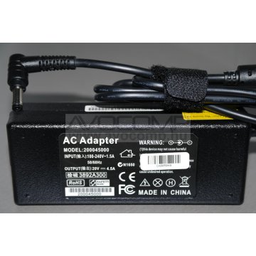 Fujitsu 20V 4.5A 90W adapter ugy.