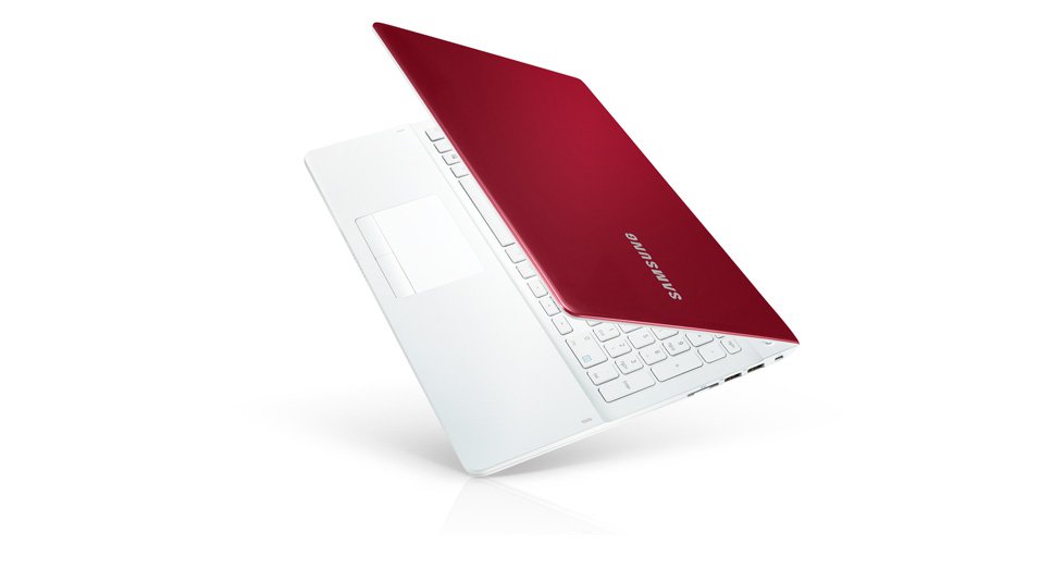 Samsung Series 3 NP370R5E notebook