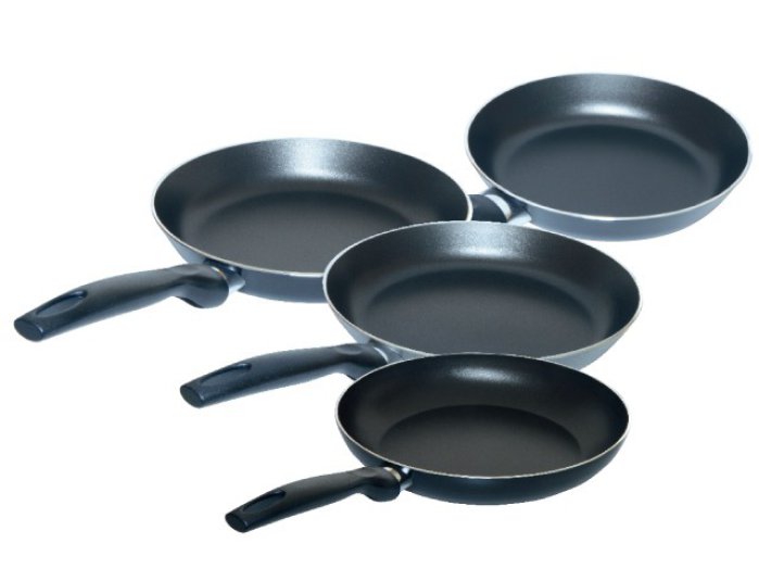 TESCO tapadásmentes serpenyő (25,5 cm-es)