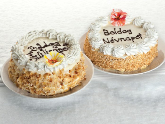 Orosz krémtorta felirattal