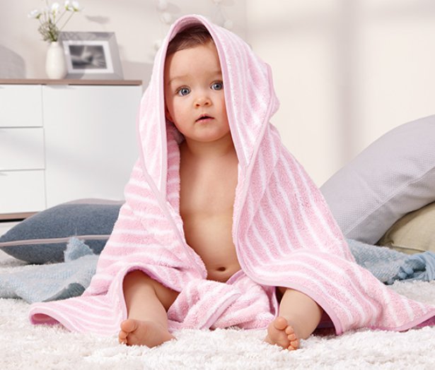 Kapucnis törölköző biopamutból, pink