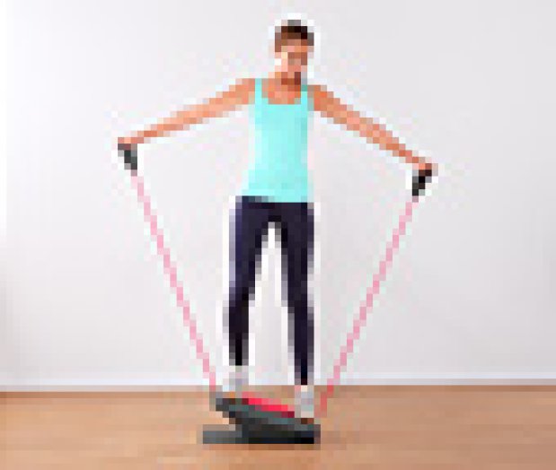 Multifunkcionális fitness board tréner