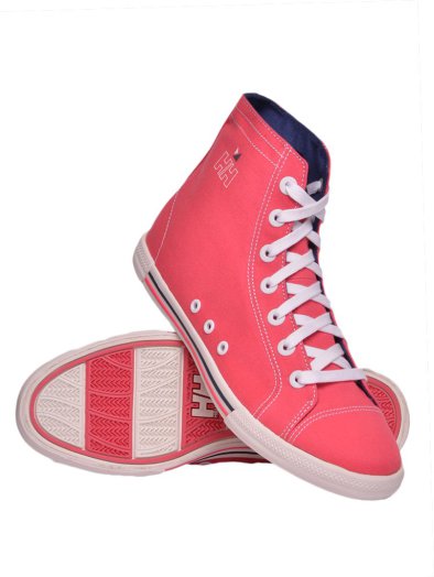 W Baltic Logo Mid
