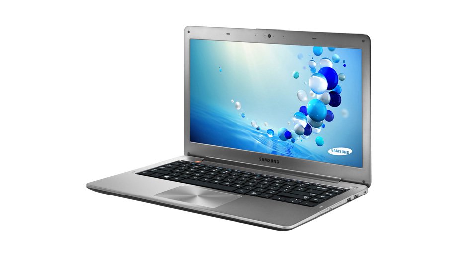 Samsung ATIV Book 5 NP530U4E notebook