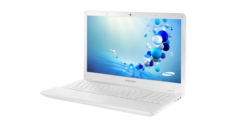 Samsung ATIV Book 4 NP450R5E notebook