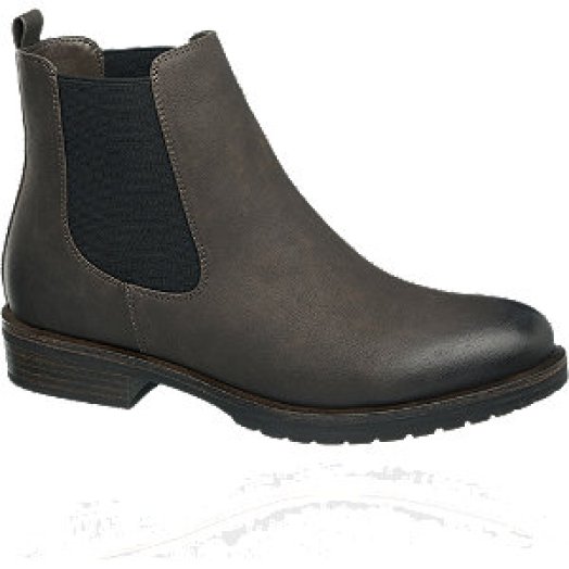 Chelsea boot