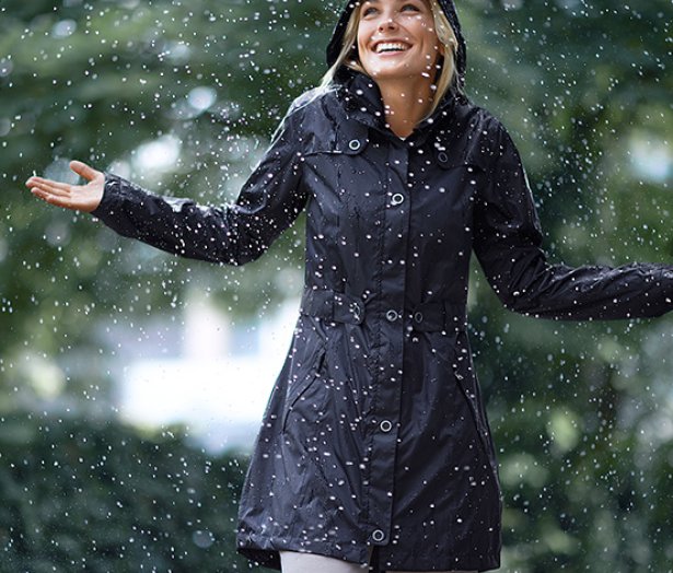 Női esőkabát, fekete