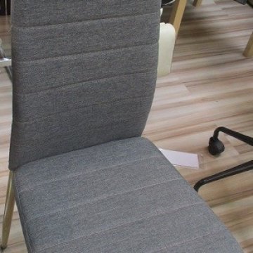UNIC SPOT LEJRE ÉTKEZŐSZÉK SZÜRKE FA EREZETŰ FÉM VÁZ UNIC SPOT LEJRE ÉTKEZŐSZÉK SZÜRKE FA EREZETŰ FÉM VÁZ