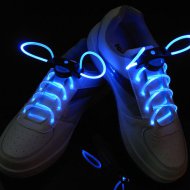 Világító LED cipőfűző piros-kék-színben