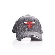 ALL OVER CAMO 9FORTY CHICAGO BULLS
