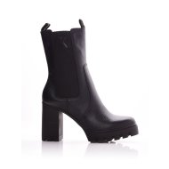 PLATFORM BOOT C
