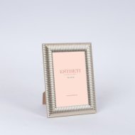 Képkeret 13,8x18,8cm ezüst szín műanyag