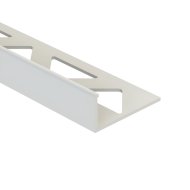 BOLTA SZÖGLETES CSEMPEÉLVÉDŐ PVC 10MMX2,7M JÁZMIN