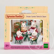 Sylvanian Families: Díszes kerti asztal